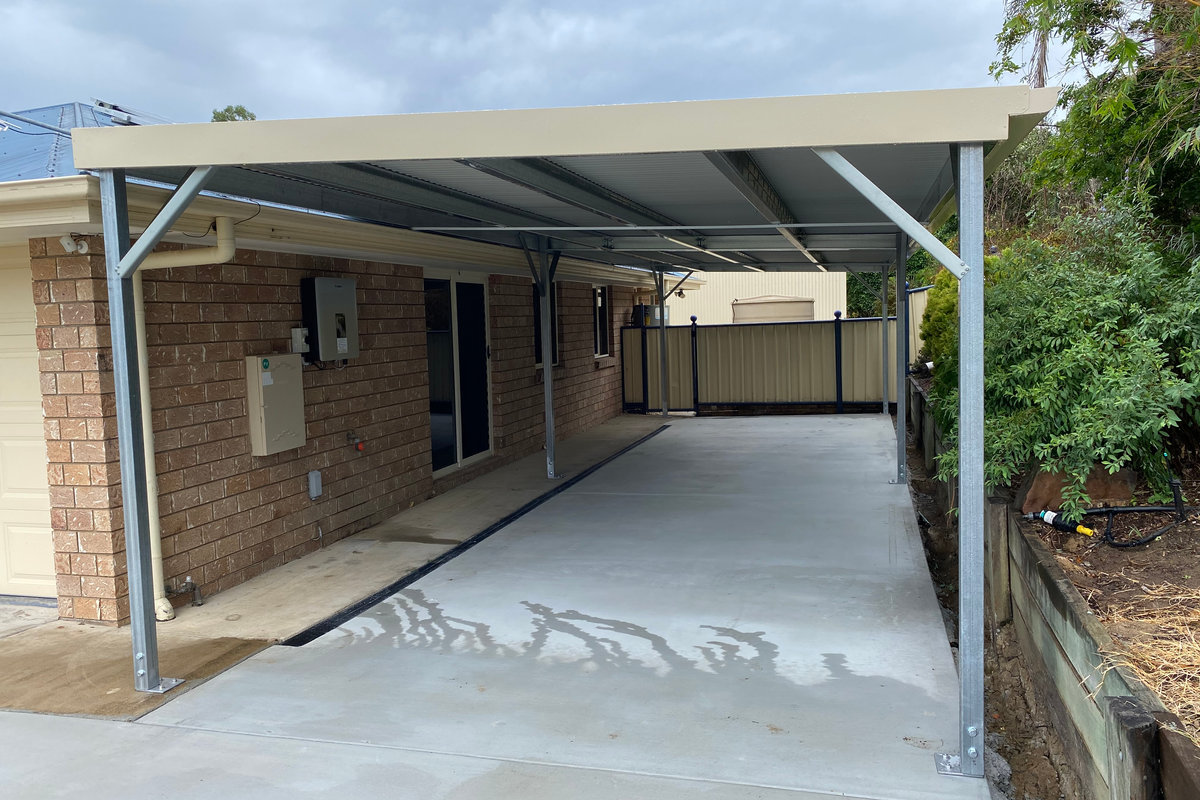 Modern skillion steel carport built by Superior Shed Market